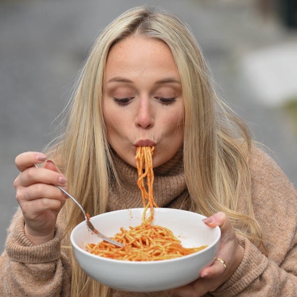 Meet your Posher, Dana - Picture 2 of 6